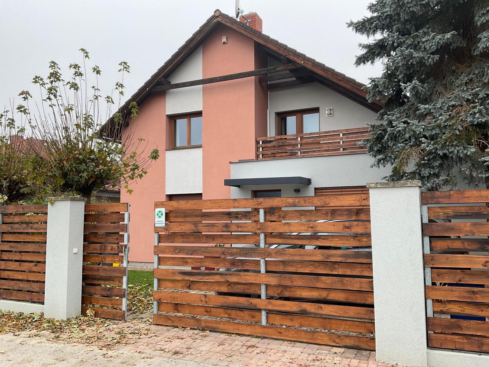 Apartman U Lesa Nové Jirny Exterior foto